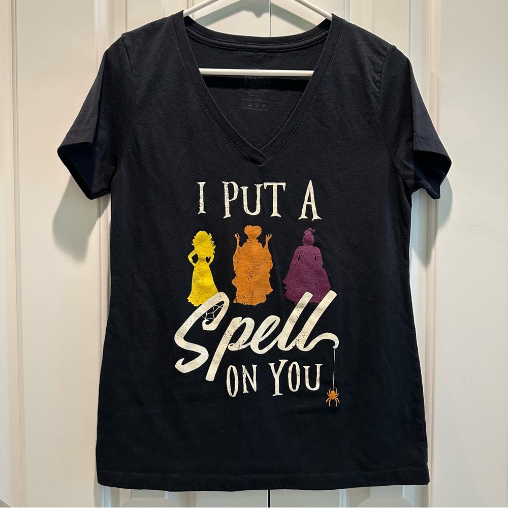 Disney Hocus Pocus 🎃 I Put A Spell On You Black Vneck Tee Shirt XL